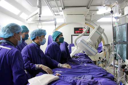 Bệnh viện Đa khoa tỉnh Quảng Ninh phẫu thuật thành công cho bệnh nhi 16 tháng tuổi bị bệnh tim bẩm sinh