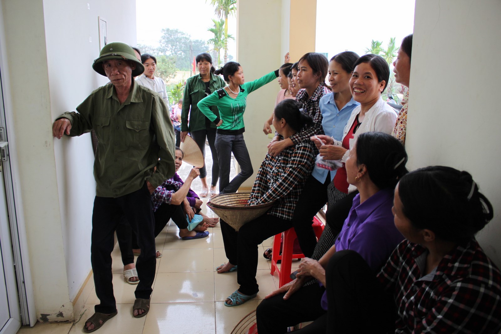 Khám và cấp phát thuốc miễn phí cho người dân 02 xã Hải Sơn, Bắc Sơn, TP Móng Cái