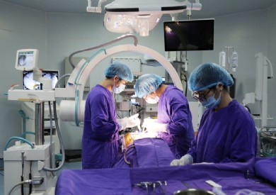 Bệnh viện Đa khoa tỉnh Quảng Ninh: Thành lập chuyên khoa sâu về phẫu thuật thần kinh-cột sống