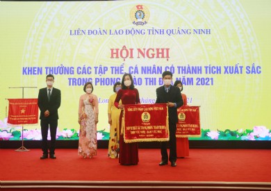 2 điển hình tiên tiến của Bệnh viện Đa khoa tỉnh Quảng Ninh nhận Bằng Lao động sáng tạo năm 2021