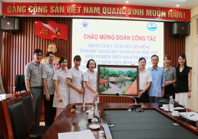 TTYT Yên Dũng (Bắc Giang) đến học tập kinh nghiệm triển khai Bệnh án điện tử tại Bệnh viện Đa khoa tỉnh