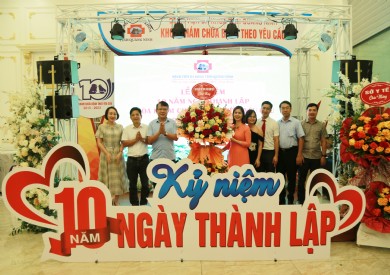 Bệnh viện Đa khoa tỉnh Quảng Ninh kỉ niệm 10 năm thành lập khoa Khám chữa bệnh theo yêu cầu