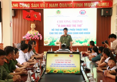 Bệnh viện Đa khoa tỉnh phối hợp với Công an tỉnh Quảng Ninh chung tay ''Vì ánh mắt trẻ thơ''