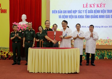 Bệnh viện Trung ương Quân đội 108 và Bệnh viện Đa khoa tỉnh Quảng Ninh ký kết biên bản ghi nhớ hợp tác chuyên môn